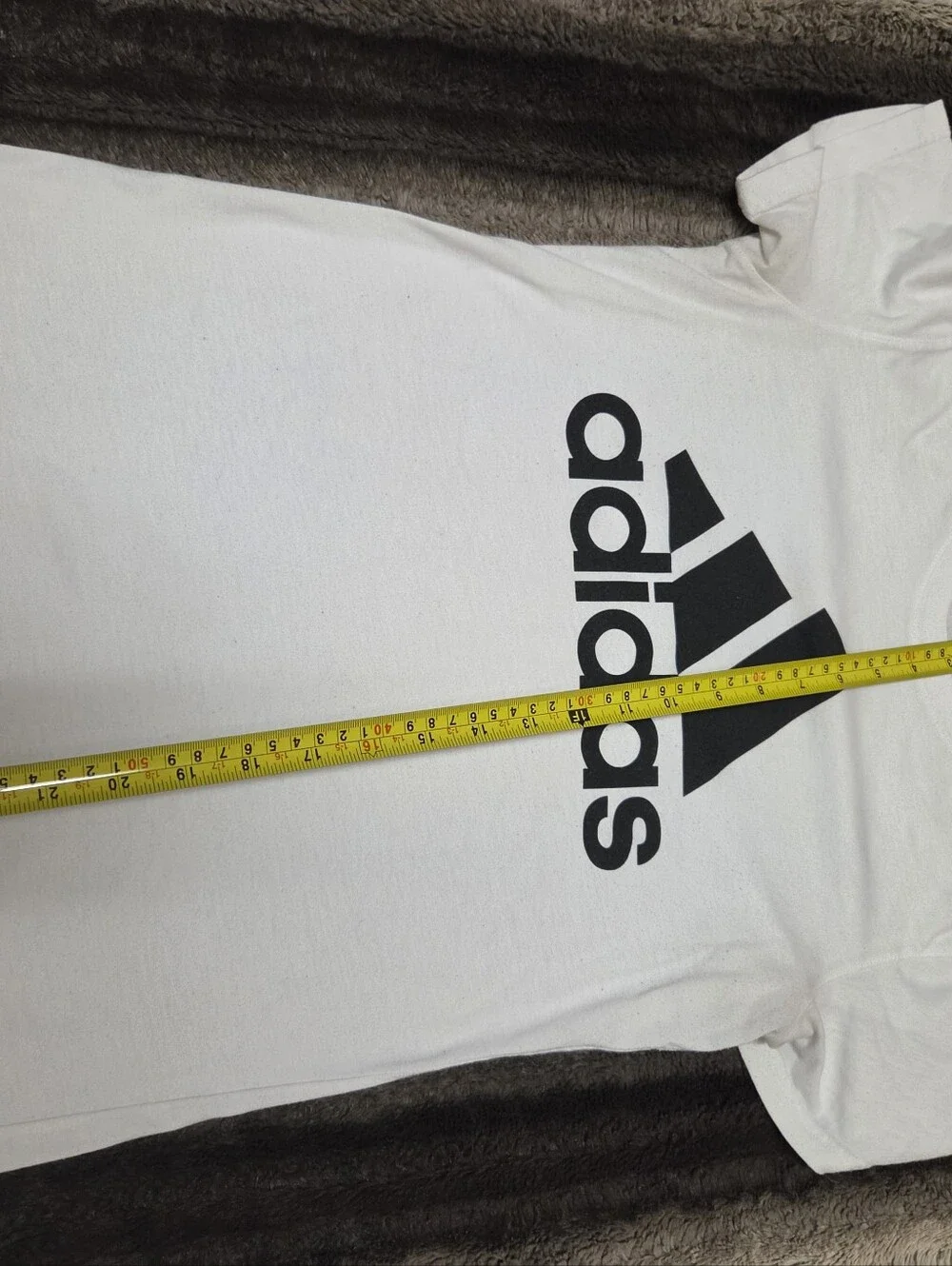 adidas Tee Size S - Picture 3 of 7